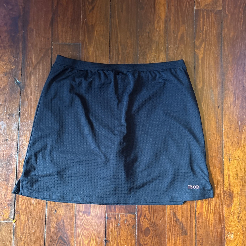 Izod Black Skort for Tennis or Pickleball - Size S